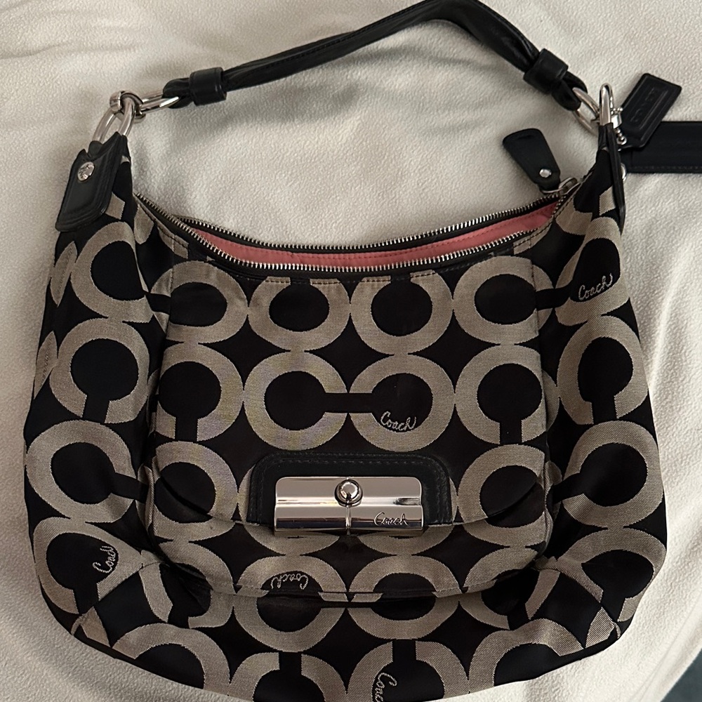 Coach Women’s Purse Shoulder Bag